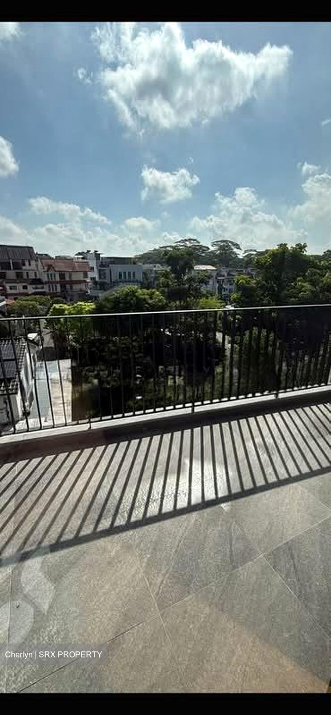 Sembawang Straits Estate (D27), Terrace #553372491